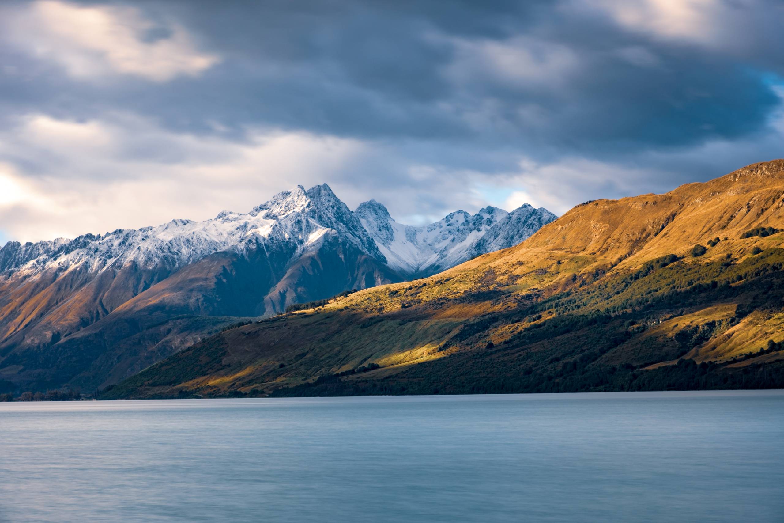 Glenorchy wharf, lake and mountains